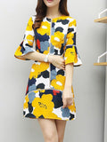 Round Neck  Patchwork  Floral Printed  Bell Sleeve Shift Dress