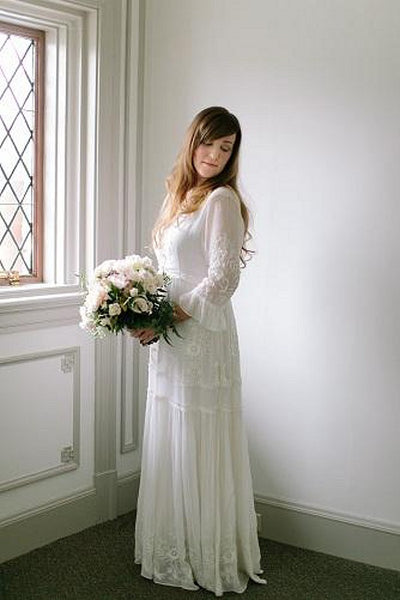Embroidery Ruffles Elegant Loose Long Wedding Dress